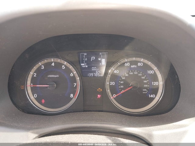 HYUNDAI ACCENT SE - 7