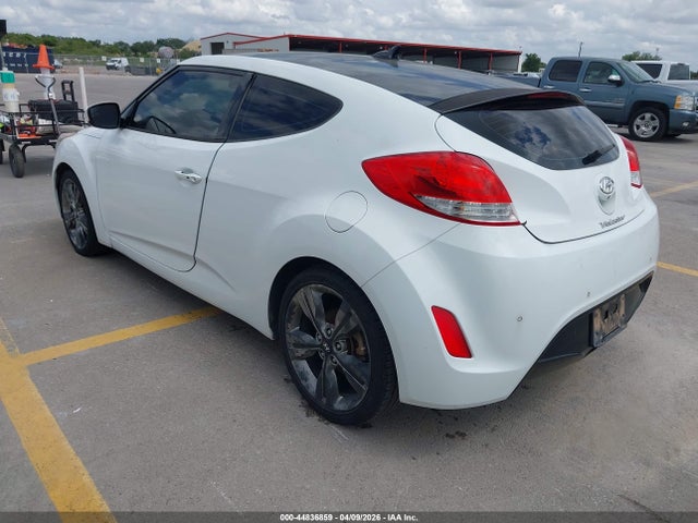 HYUNDAI VELOSTER - 3