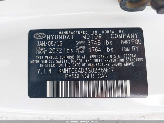 HYUNDAI VELOSTER - 9