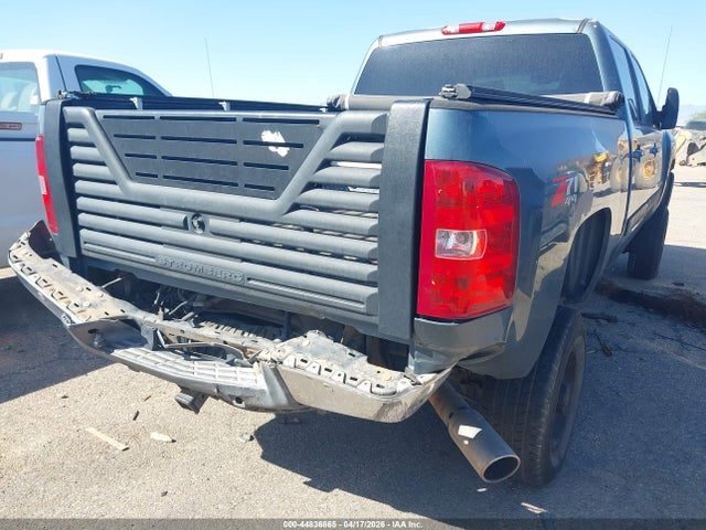 CHEVROLET SILVERADO 2500HD LTZ - 6