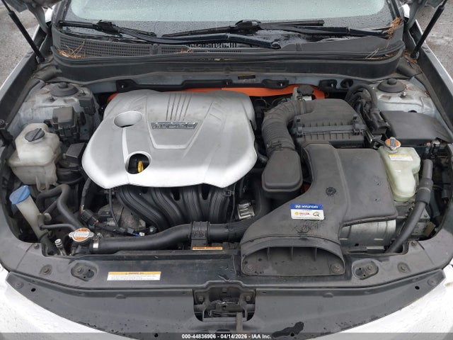 HYUNDAI SONATA HYBRID - 10