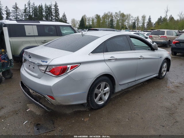HYUNDAI SONATA HYBRID - 4