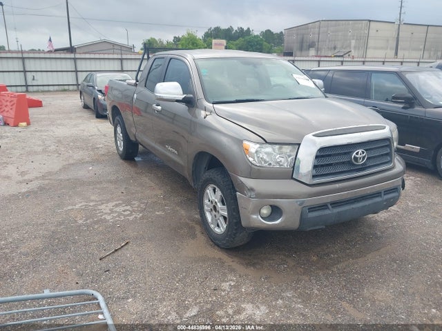 TOYOTA TUNDRA - 1