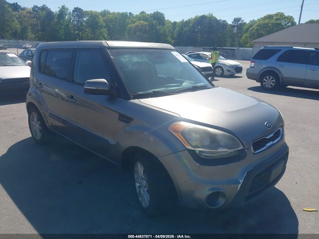 KIA SOUL + - 1