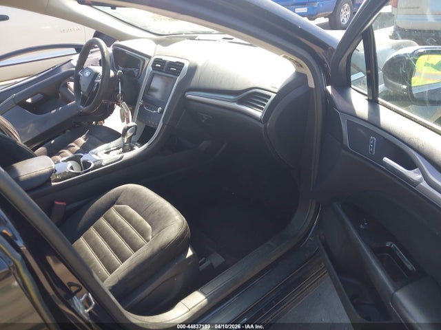 FORD FUSION SE - 5