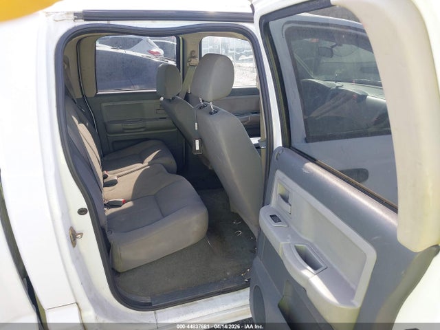 DODGE DAKOTA SLT - 8