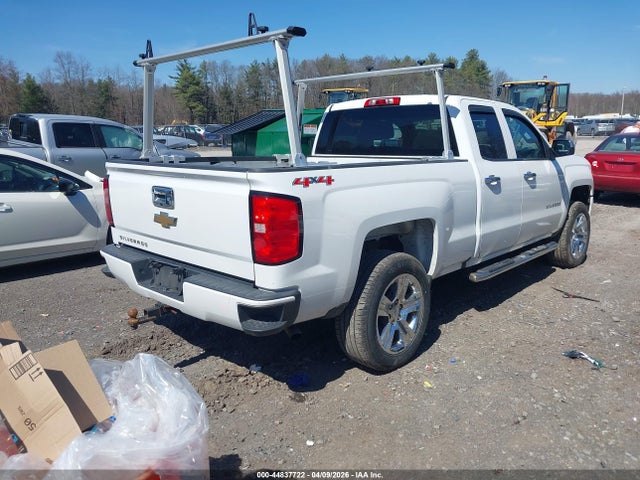 CHEVROLET SILVERADO 1500 CUSTOM - 4