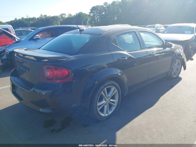 DODGE AVENGER SE V6 - 4