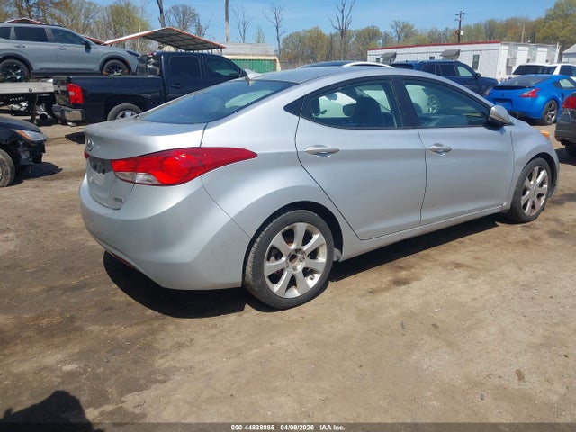 HYUNDAI ELANTRA LIMITED - 4