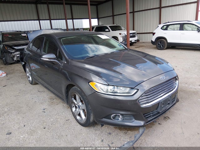 FORD FUSION SE - 1