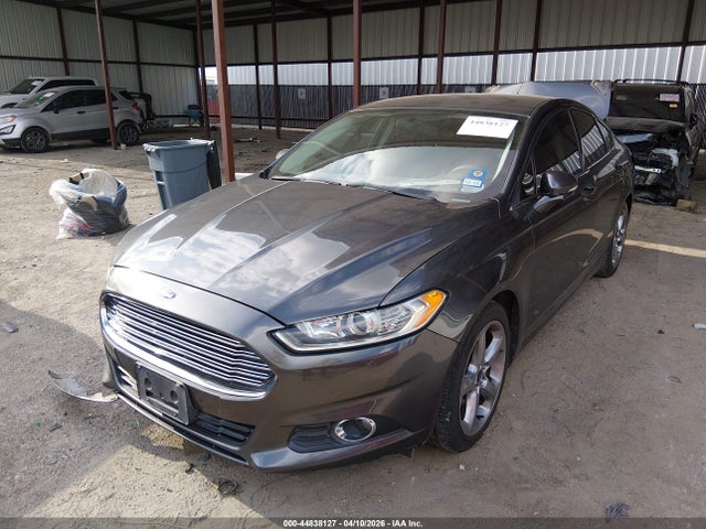 FORD FUSION SE - 2