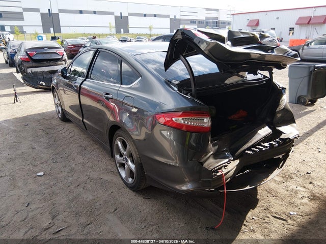 FORD FUSION SE - 3