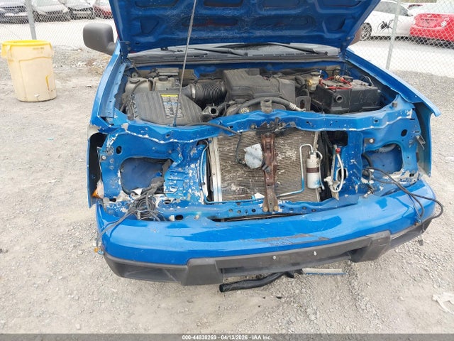 CHEVROLET COLORADO LS - 6