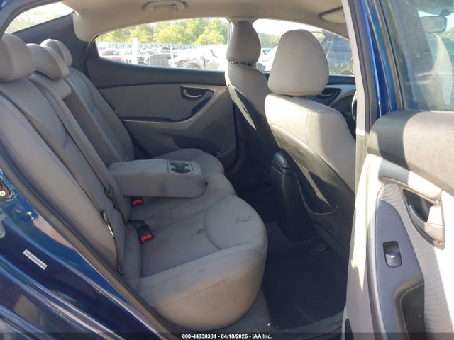 HYUNDAI ELANTRA GLS - 8