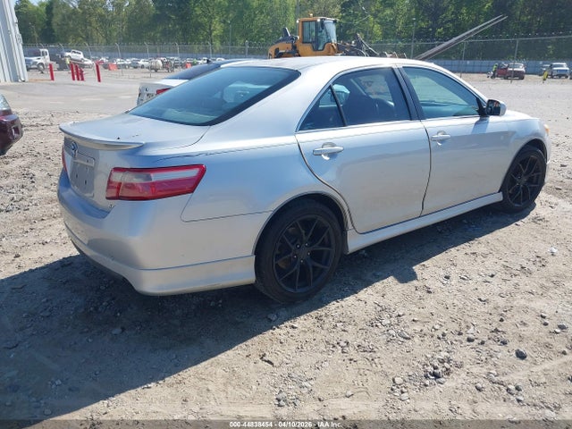 TOYOTA CAMRY - 4
