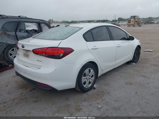KIA FORTE LX - 4