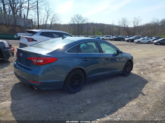 HYUNDAI SONATA SE - 4