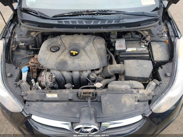 HYUNDAI ELANTRA GLS - 10