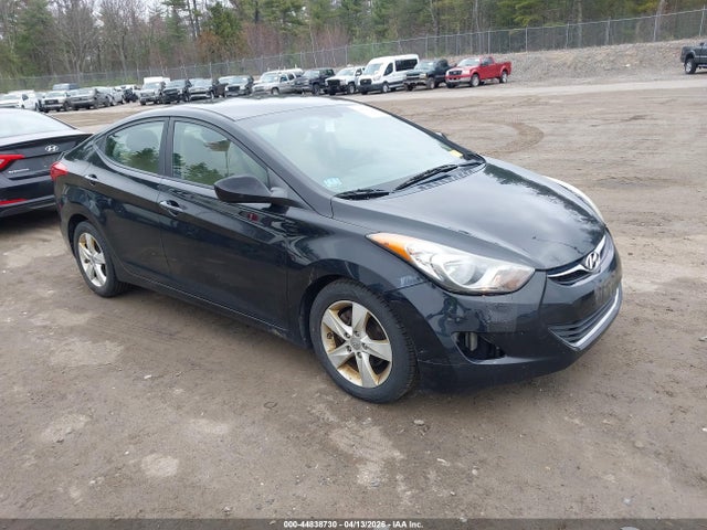 HYUNDAI ELANTRA GLS - 1