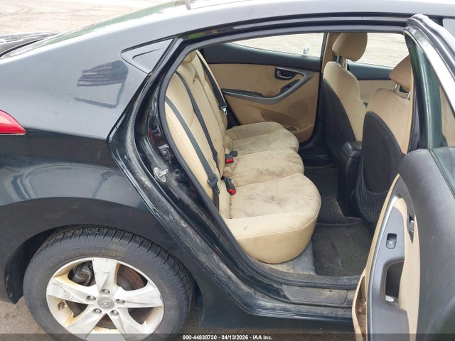 HYUNDAI ELANTRA GLS - 8