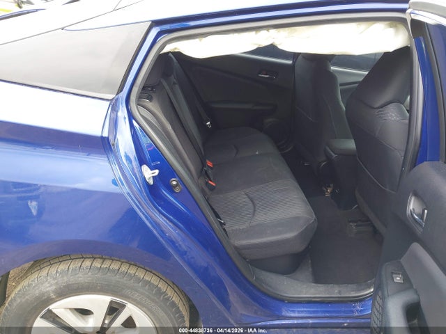 صورة 8 لـ 2016 Toyota PRIUS TWO ECO