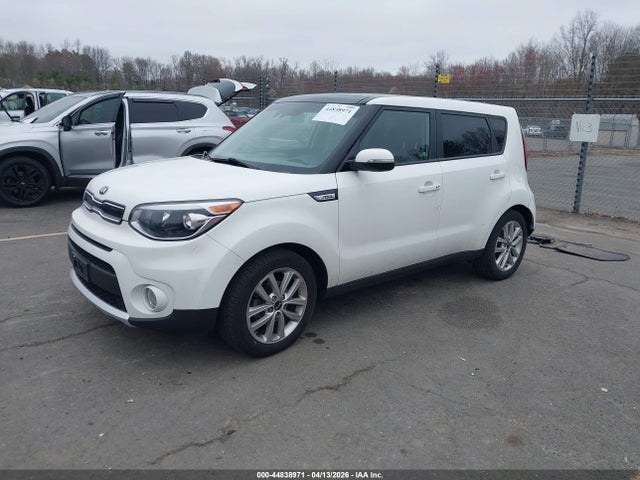 2017 KIA SOUL + — фото 2
