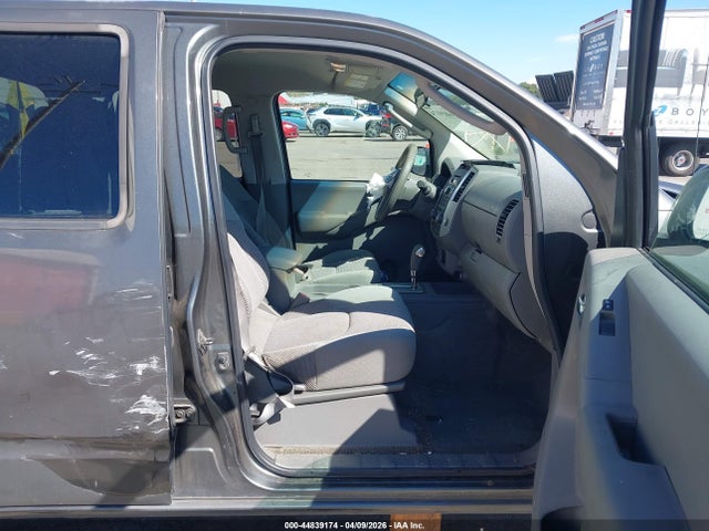صورة 5 لـ 2009 Nissan FRONTIER SE