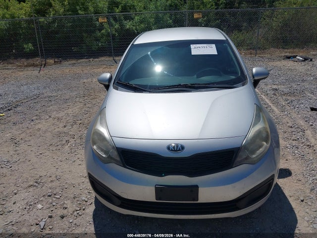 KIA RIO LX - 6