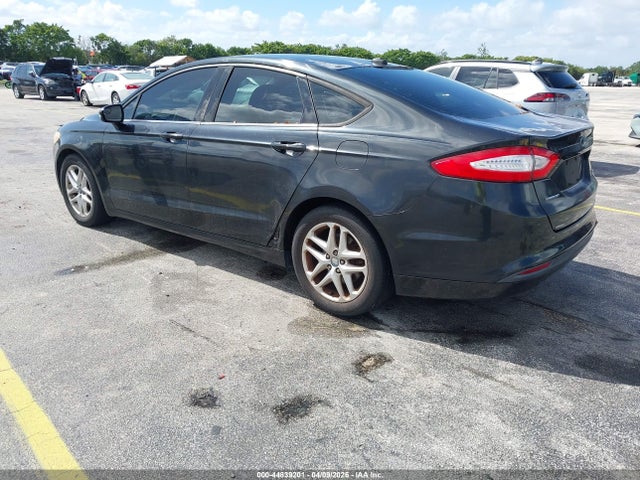 FORD FUSION SE - 3