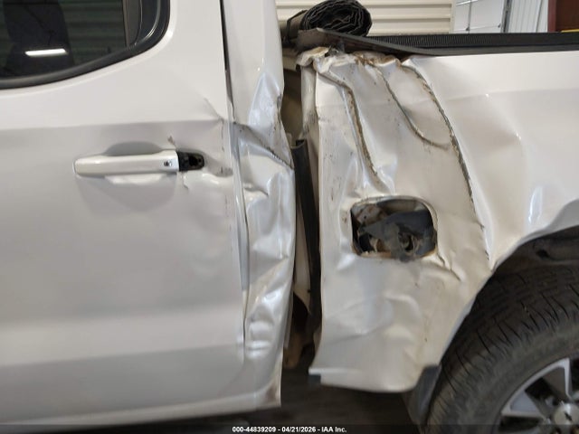 2019 Chevrolet SILVERADO 1500 RST 照片 6