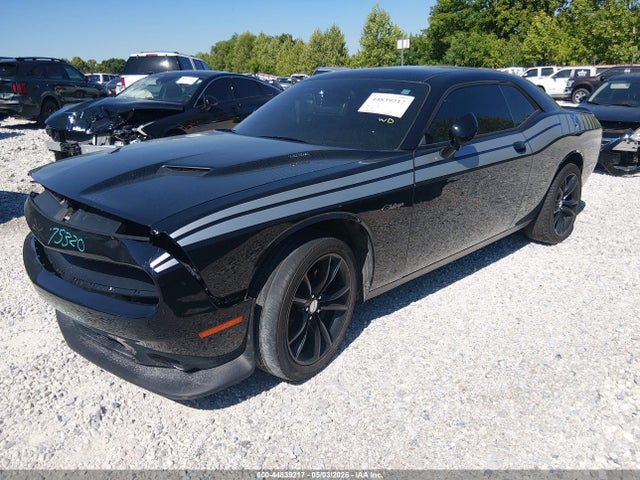 صورة 2 لـ 2016 Dodge CHALLENGER R/T PLUS