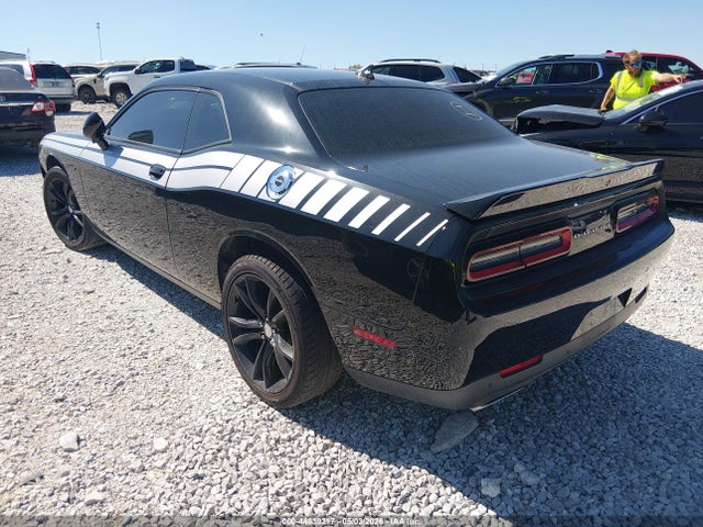 صورة 3 لـ 2016 Dodge CHALLENGER R/T PLUS