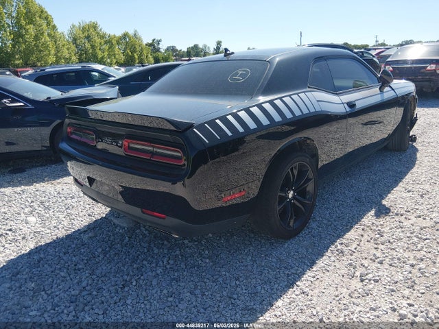 صورة 4 لـ 2016 Dodge CHALLENGER R/T PLUS