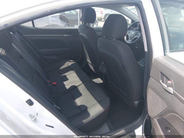 HYUNDAI ELANTRA SEL - 8