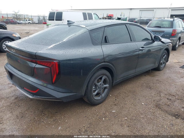 2026 KIA K4 LXS photo 4