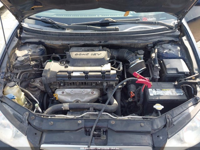 HYUNDAI ELANTRA GLS - 10