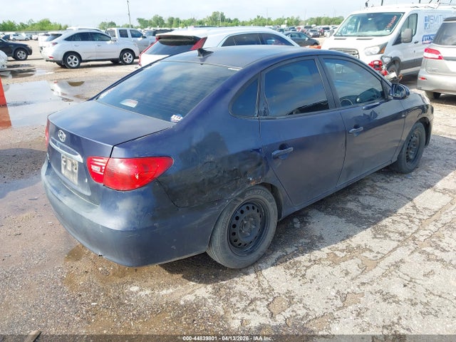 HYUNDAI ELANTRA GLS - 4