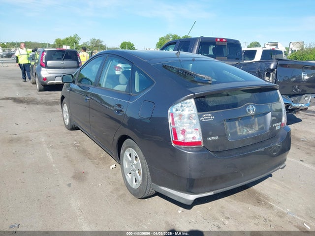 TOYOTA PRIUS - 3