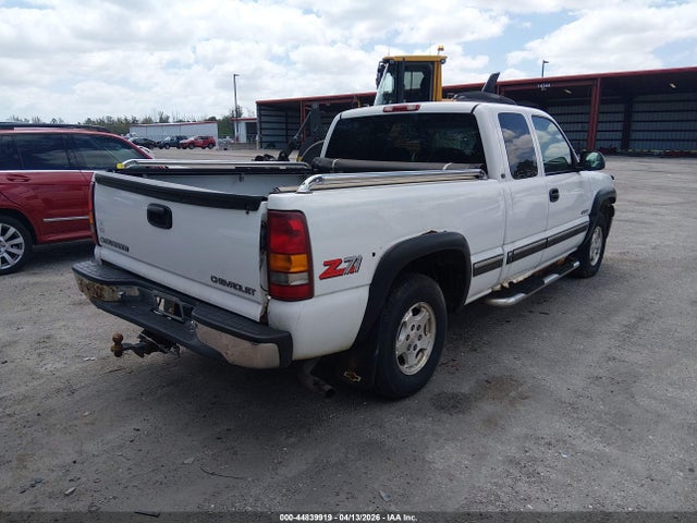 CHEVROLET SILVERADO 1500 LS - 4