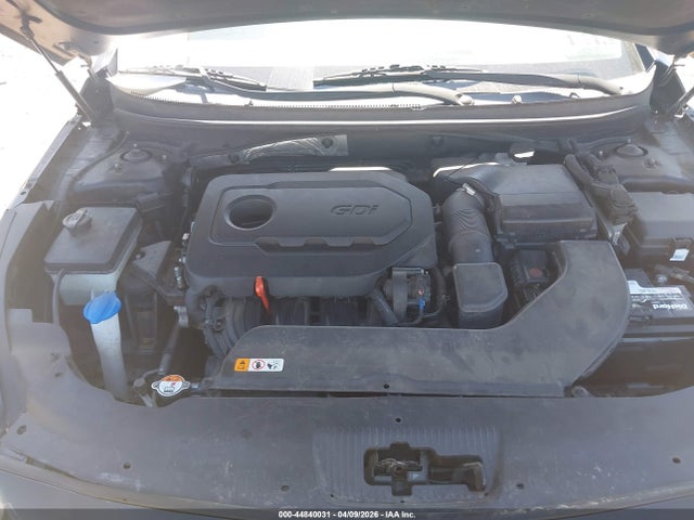 HYUNDAI SONATA SE - 10