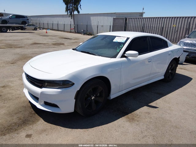 DODGE CHARGER SXT RWD - 2