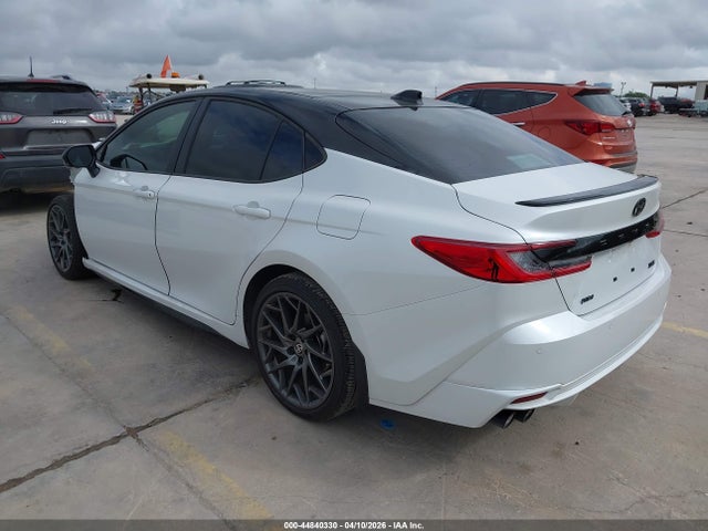 2026 Toyota CAMRY XSE thumbnail 3