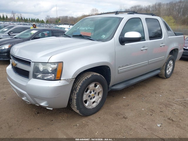 CHEVROLET AVALANCHE 1500 LS - 2