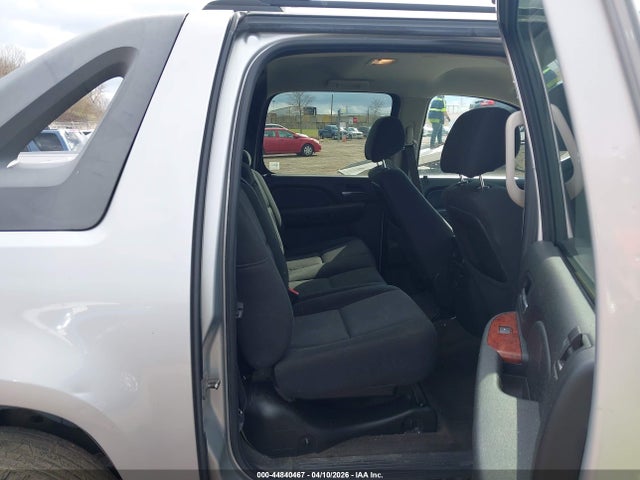 CHEVROLET AVALANCHE 1500 LS - 8