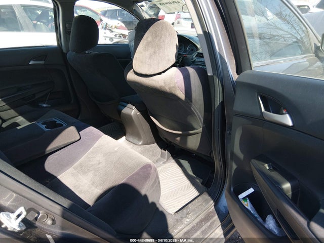 HONDA ACCORD 2.4 LX - 8