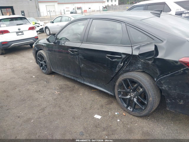 صورة 6 لـ 2025 Honda CIVIC SPORT
