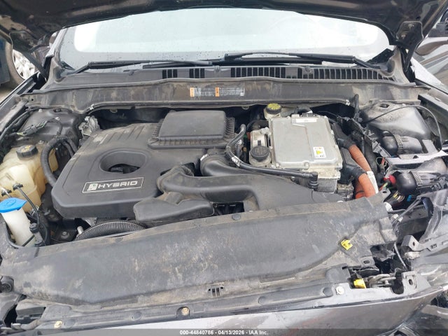 FORD FUSION HYBRID SE - 10