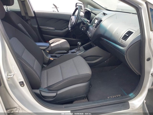 KIA FORTE EX - 5