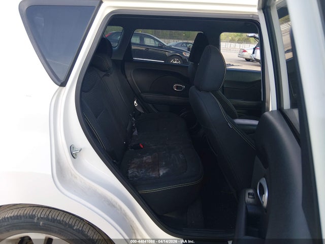 KIA SOUL - 8