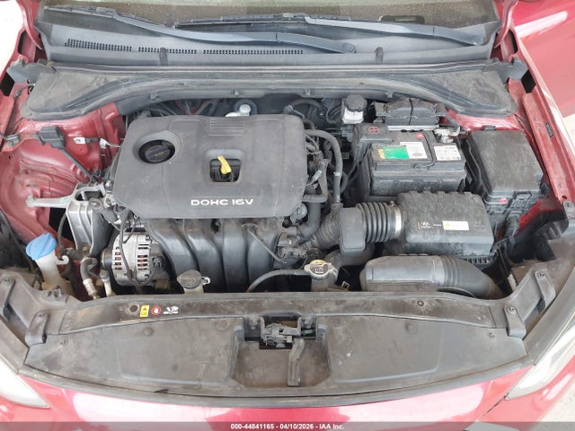 HYUNDAI ELANTRA SE - 10